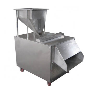 Almond slicer machine